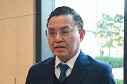 Nguyên Cục trưởng Cục Môi trường Hoàng Văn Thức bị khởi tố vì sai phạm gì?