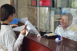 Thuế TP. Hồ Chí Minh trực tiếp hỗ trợ người nộp thuế quyết toán thuế thu nhập cá nhân tại trụ sở
