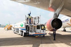Petrolimex Aviation đảm bảo nguồn cung nhiên liệu Jet A-1 cho hãng bay Việt