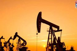 Giá dầu có thể chạm 200 USD khi khủng hoảng eo Hormuz leo thang