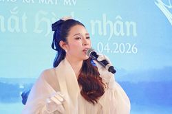 Sau bản hit 'Chỉ còn những mùa nhớ', Bảo Trâm trở lại bằng MV đầy chất tự sự