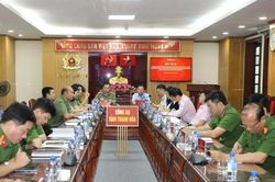 Tạo điều kiện thuận lợi nhất để người chấp hành xong án phạt tù làm lại cuộc đời