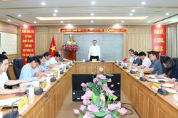Tiếp tục đổi mới hoạt động của HĐND tỉnh theo hướng chuyên nghiệp, hiệu quả, gần dân, sát dân