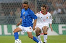 Baggio từng cảnh báo, Italy vẫn đi vào khủng hoảng