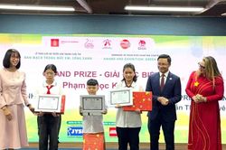 Tôn vinh các tài năng nhí tại cuộc thi vẽ tranh 'Đan Mạch trong mắt em'