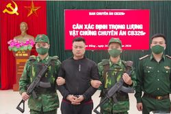 Cao Bằng: Bắt đối tượng vận chuyển 9 bánh heroin