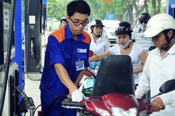 Chỉ đạo mới của Bộ Công Thương để đảm bảo nguồn cung xăng dầu