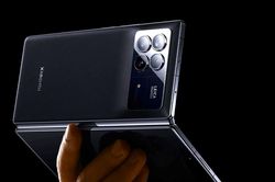 Hãng điện thoại Trung Quốc hồi sinh smartphone gập đối đầu iPhone Fold