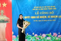 Ca sĩ Khánh Linh báo tin vui ở tuổi 43