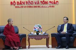 Bộ trưởng Đào Ngọc Dung tiếp Hoàng tôn Vairochana Rinpoche