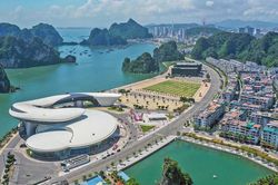 Quảng Ninh tăng tốc hoàn thiện hạ tầng để lên đô thị loại I và thành phố trực thuộc Trung ương