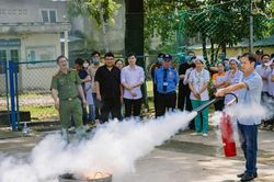 Xây dựng phong trào toàn dân tham gia phòng cháy, chữa cháy và cứu nạn cứu hộ