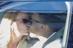 Mbappe công khai bạn gái nổi tiếng bằng hình ảnh… siêu nóng