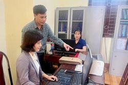 Chuyển động ở Vân Bán