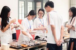Học sinh Trường Ams tiếp nối hành trình gây quỹ thiện nguyện