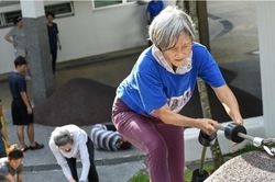 Parkour cho người trên 60 tuổi: Khi 'nghệ thuật di chuyển' trở thành chìa khóa sống khỏe và độc lập