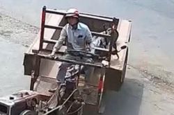 Gia Lai: Thanh niên ngang nhiên trộm xe công nông về sơn lại màu khác