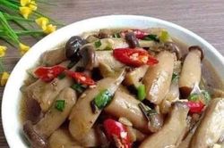 Tiến sĩ chỉ ra sai lầm khi ăn nấm thay thịt, rau