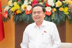Chủ tịch Quốc hội: Tạo khí thế mới, niềm tin mới cho nhiệm kỳ mới
