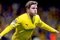 Tin tức về chuyển nhượng 5/4: MU mua Kaka mới, Barca ký Bastoni