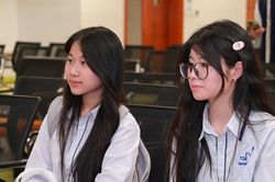 IELTS hay SAT sẽ có lợi thế hơn khi xét tuyển đại học?
