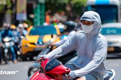 Thời tiết ngày 5/4: Hà Nội có mưa nhẹ, Trung Bộ nắng nóng trên 39 độ C