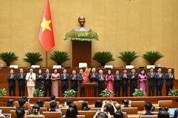 Quốc hội bầu Phó Chủ tịch Quốc hội và Ủy viên Ủy ban Thường vụ Quốc hội