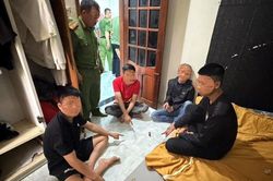Cùng chơi cùng chịu!
