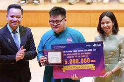 4 thí sinh khiếm thị giành giải Festival Piano Talent toàn quốc