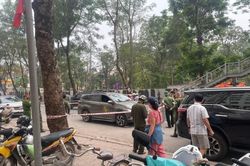 Hà Nội: Tài xế ô tô bị hành khách tấn công, phải nhập viện cấp cứu