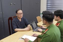 Khởi tố ông chủ vàng Bảo Tín Minh Châu cùng con trai
