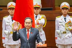 Chủ tịch Quốc hội phát biểu nhậm chức: Đổi mới mạnh mẽ tư duy lập pháp