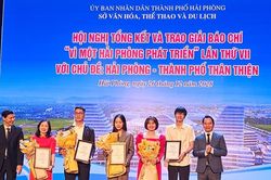 Phát động Giải báo chí 'Vì một Hải Phòng phát triển' lần thứ VIII