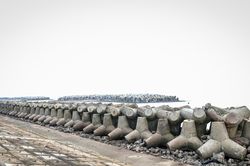 Dự án 500 tỷ đồng gia cố đê biển ở Ninh Bình chạy nước rút trước mùa mưa bão