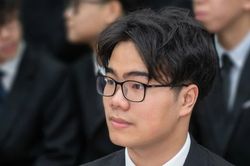 Đỗ 2 đại học hàng đầu của Mỹ, nam sinh ấp ủ giúp nông dân 'thắng' thời tiết