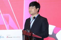 AI đang khiến kh&ocirc;ng gian mạng trở th&agrave;nh một 'chiến trường động'