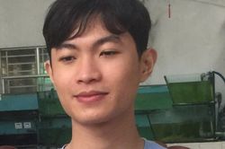 Nam sinh mất tích để lại xe máy, ba lô trên cầu