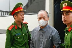 Cựu Thứ trưởng Hoàng Văn Thắng lĩnh án 4 năm tù vì nhận hối lộ