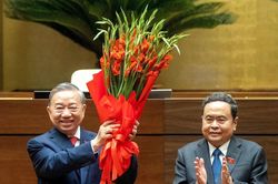 'Thực hành triệt để Dân là gốc'