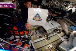 Artemis II vượt kỷ lục Apollo 13, đưa nhân loại bay xa Trái đất nhất lịch sử
