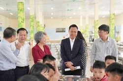Ngăn ngừa ngộ độc thực phẩm tại bếp ăn học đường, thức ăn đường phố