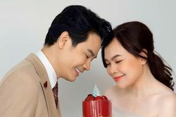 MC Hồng Phúc VTV làm điều đặc biệt tặng vợ diễn viên nhân 27 năm yêu và cưới