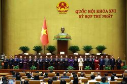 Quốc hội phê chuẩn bổ nhiệm 6 Phó Thủ tướng cùng các Bộ trưởng, thành viên Chính phủ