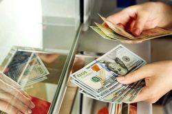 Chồng chuyển tiền cho người thân trước ly hôn: Có bị coi là tẩu tán tài sản?