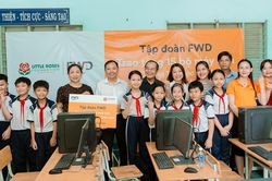 Tái thiết giáo dục sau bão lũ: FWD hỗ trợ học sinh Khánh Hòa 1 tỷ đồng