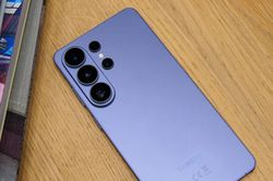 Samsung giải thích lý do 'khai tử' thiết kế vuông vức trên Galaxy S26 Ultra