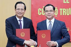Cuộc chuyển giao 'di sản' và niềm tin dưới 'mái nhà' Bộ Dân tộc và Tôn giáo
