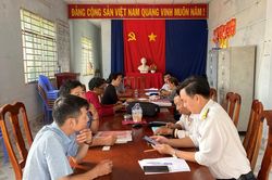 Hỗ trợ người dân phường Thới Sơn và phường Tịnh Biên tiếp cận chính sách thuế mới