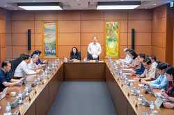 Khơi thông nguồn lực để thúc đẩy tăng trưởng