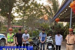 Xử lý nhóm thanh thiếu niên 'bốc đầu', livestream TikTok gây mất an toàn giao thông